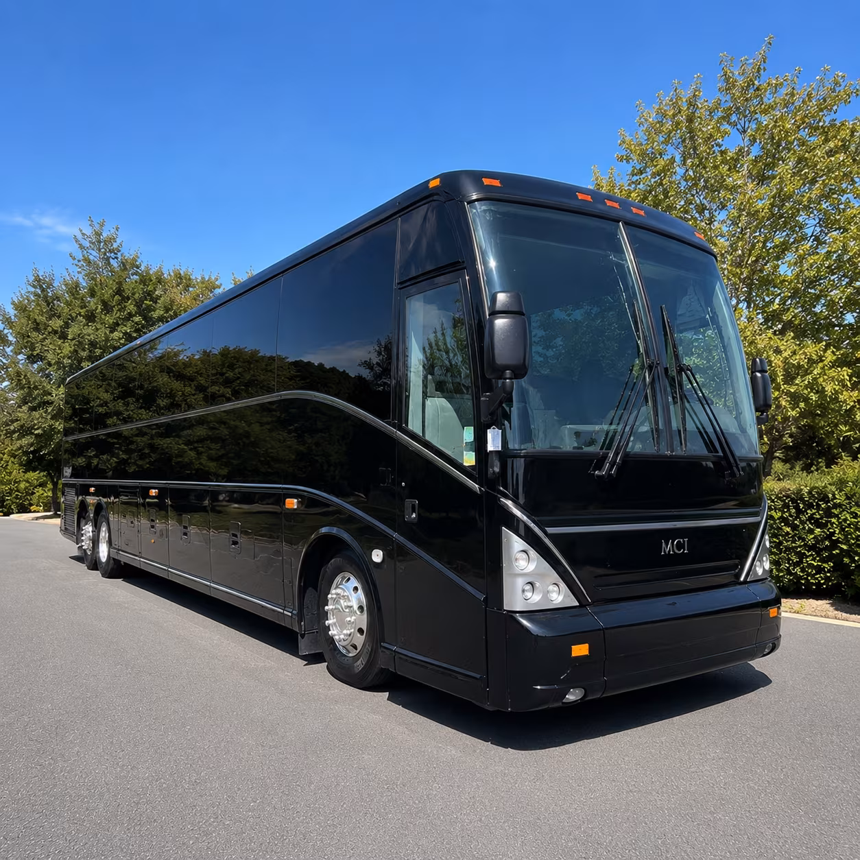 charter buses to ontario reign games at toyota arena