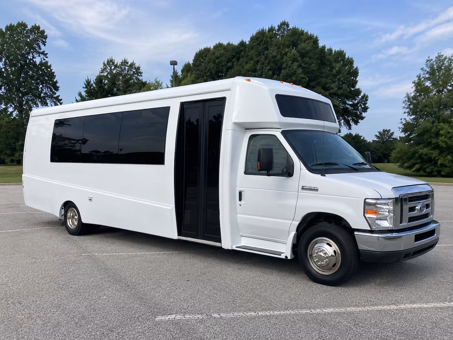 chino 18 passenger party bus