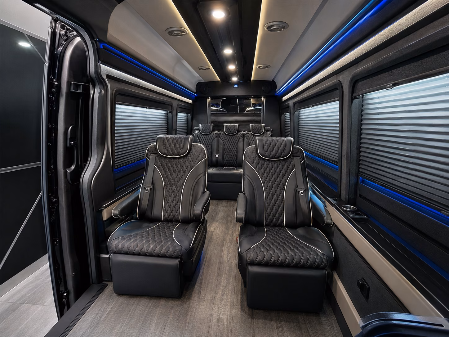 long beach airport and hollywood burbank airport bus rentals