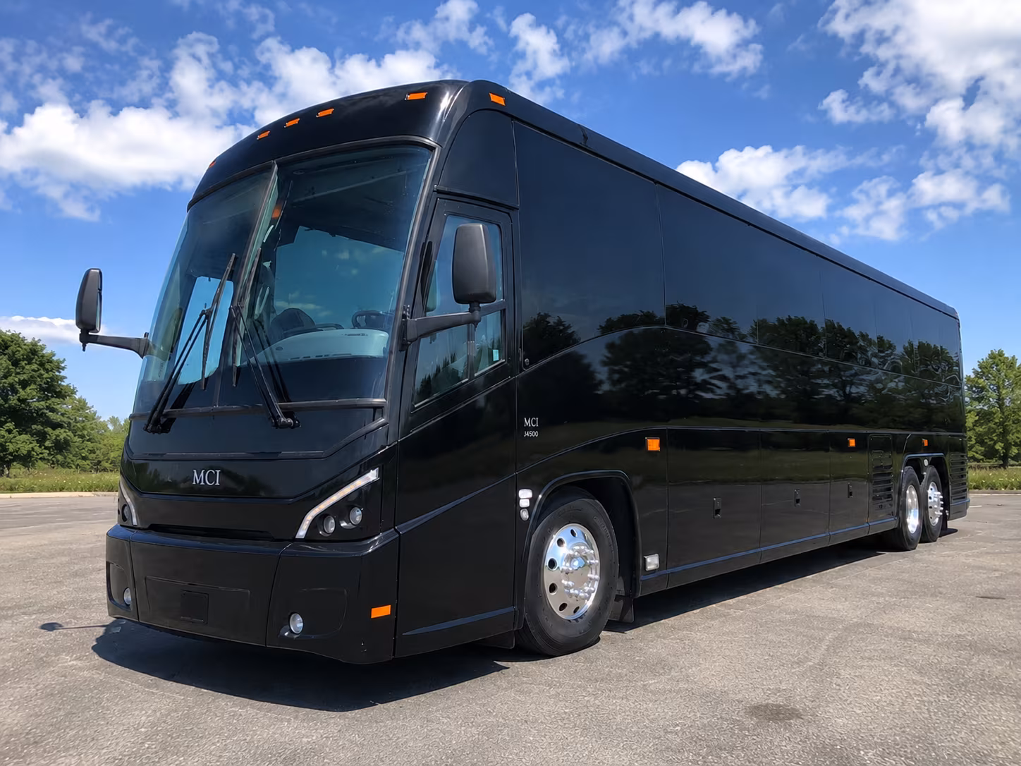 nhra race buses to fairplex in pomona